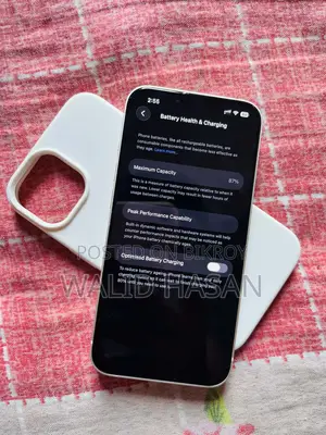 Apple iPhone 13 (Used)