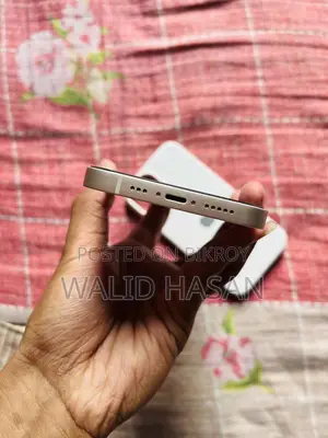 Apple iPhone 13 (Used)