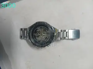 এনালগ সিস্টেম ঘড়ি