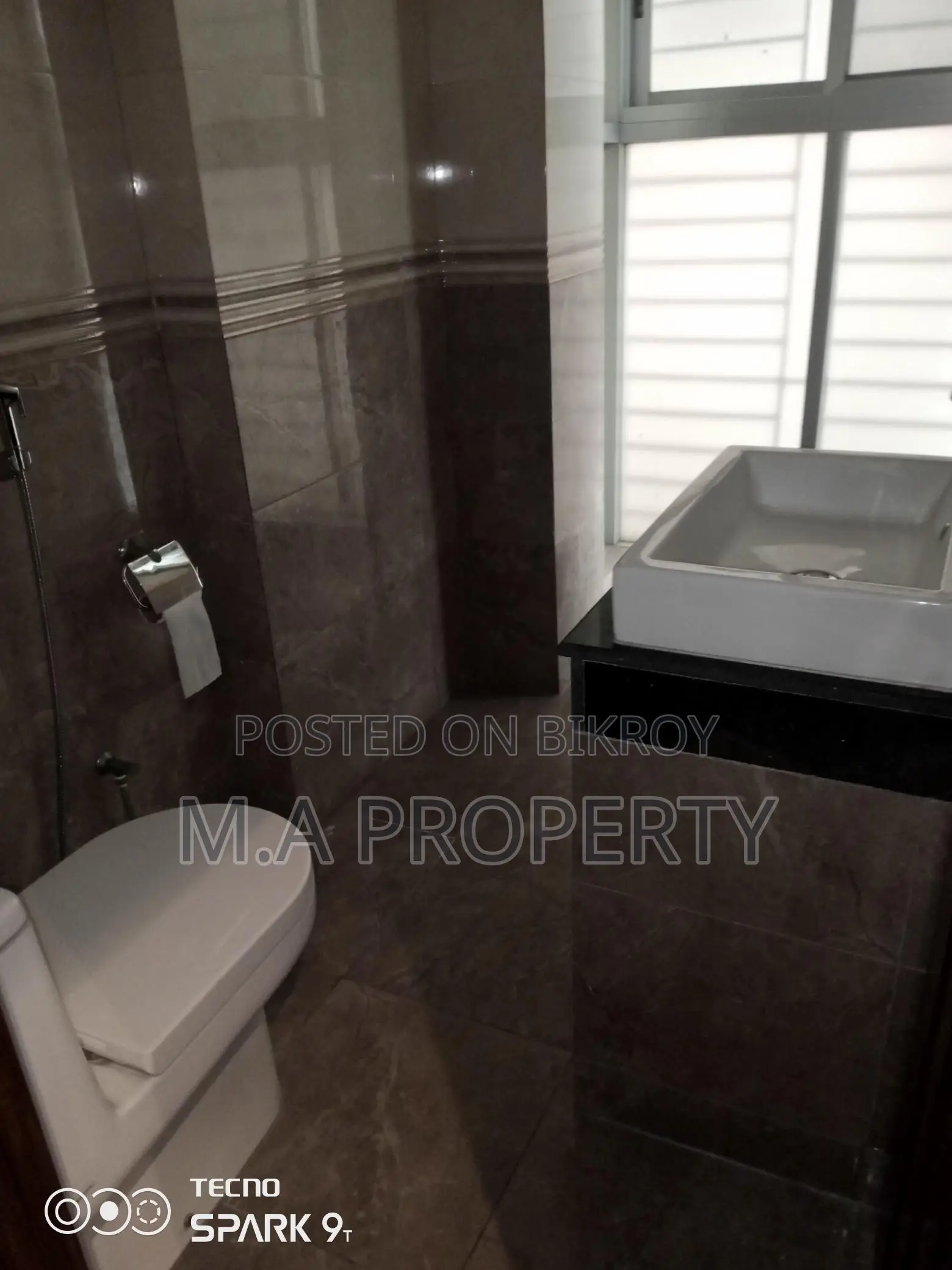 LUXURY 4BED FURNISHED FLAT RENT IN GULSHAN NORTH