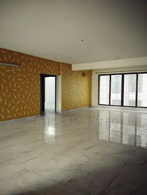 গুলশানে ৪৬০০ বর্গফুটের সেমি ফার্নিশড অফিস স্পেস ভাড়ার জন্য