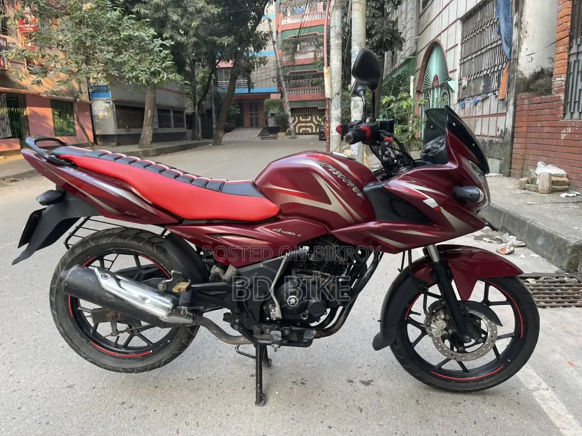 Bajaj Discover F-150 2016