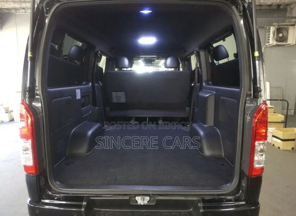 Toyota Hiace SUPER GL DARK PRIME2 2023