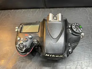 📸 Nikon D610 Full Frame DSLR Camera (Excellent Condition)
