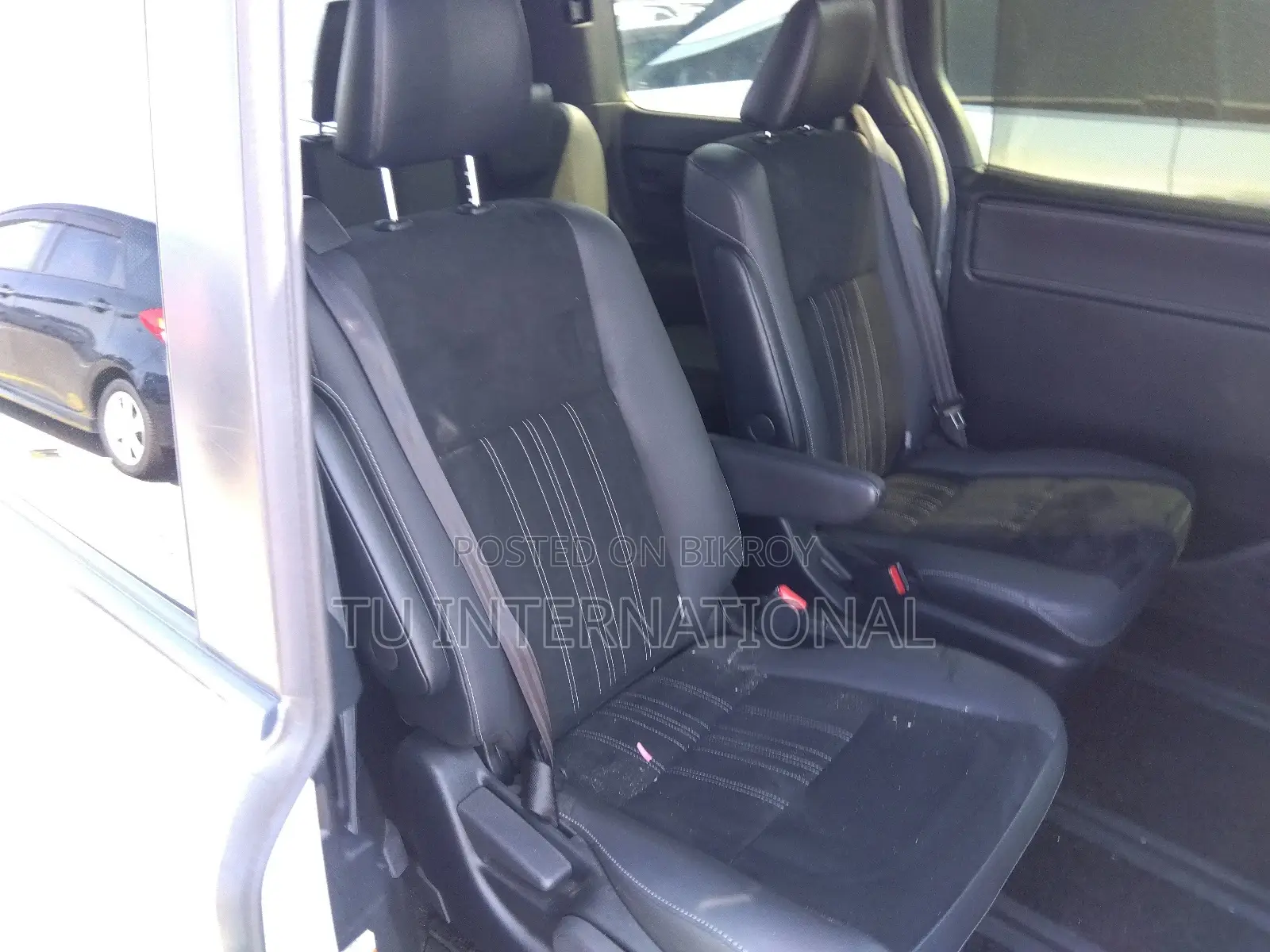 Toyota Esquire HYBRID GI PREMIUM 2020