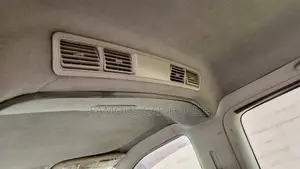 Toyota Noah SR 50 Duel Ac 2000