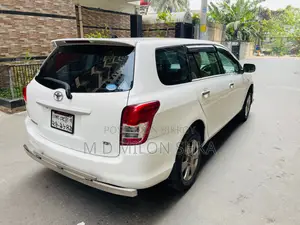 Toyota Fielder G. 2011