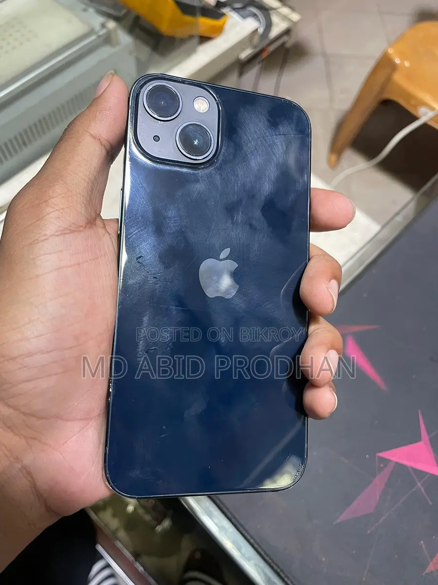 Apple iPhone 13 (Used)