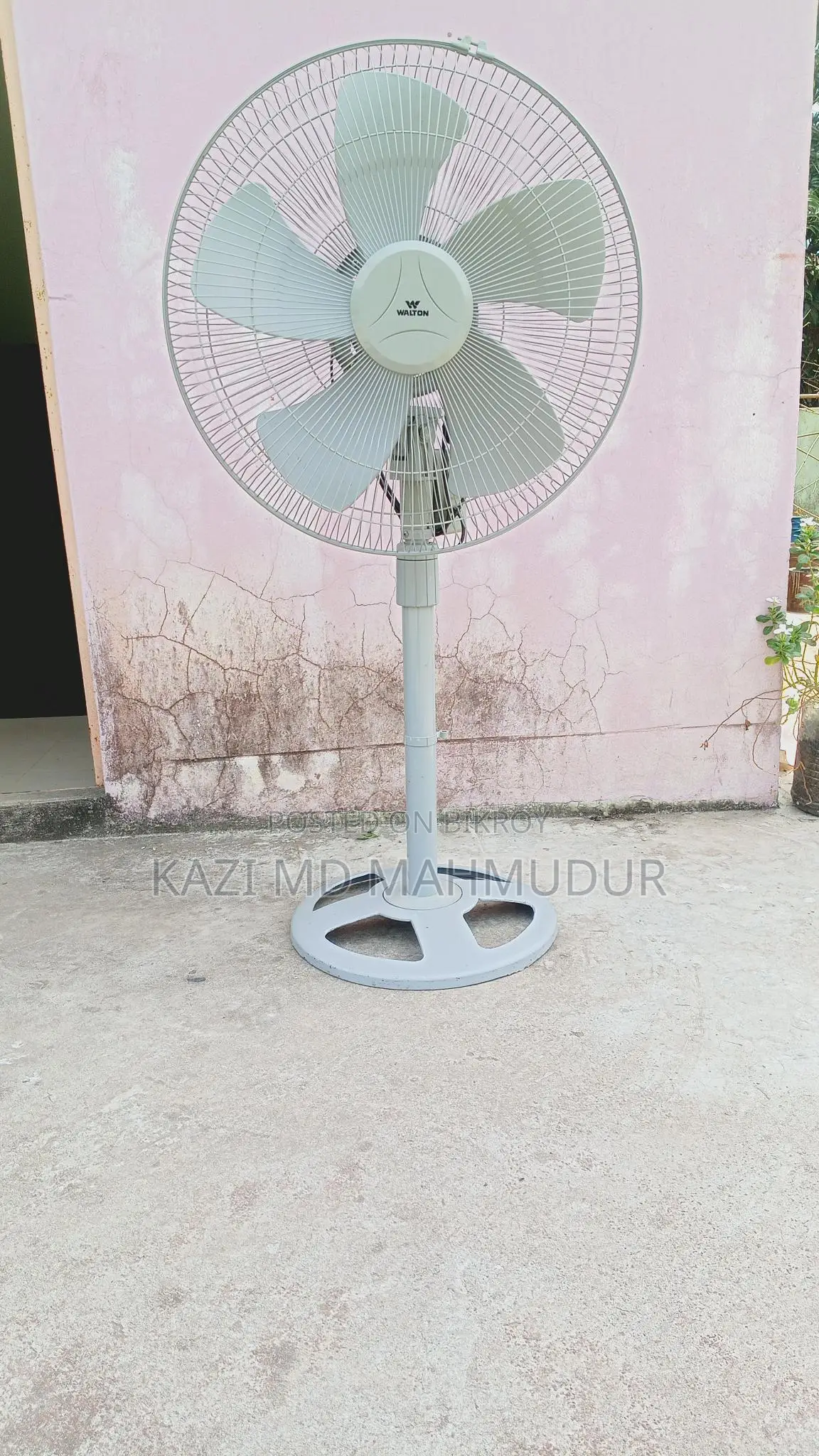 ফ্রেশ কন্ডিশন শক্তিশালী স্ট্যান্ড ফ্যান বিক্রি হবে