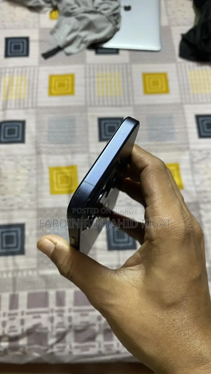 Apple iPhone 15 Pro 128 GB (Used)