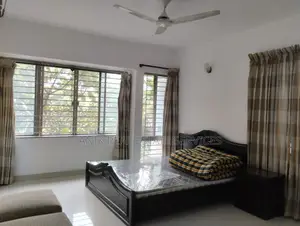 বনানীতে আধুনিক উন্নত মানের সম্পূর্ণ ফার্নিশড ফ্ল্যাট ভাড়া