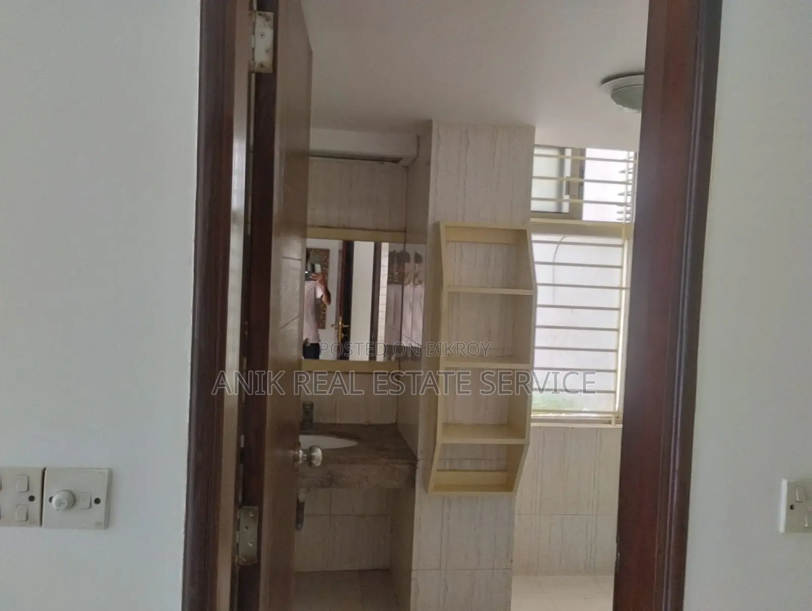 Modern Good Quality Full Farnised Flat Rent At Banani