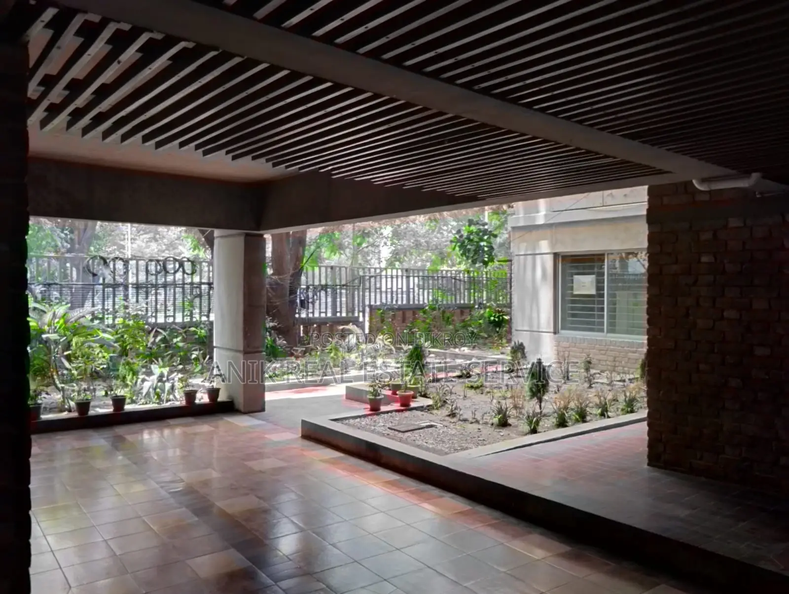 Modern Good Quality Full Farnised Flat Rent At Banani