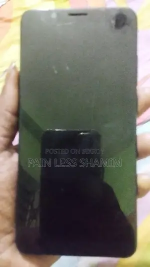 Vivo Y71 Ram2/32 (Used)