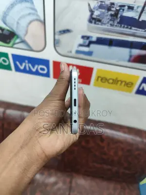 Realme 9 8+8 128 (Used)