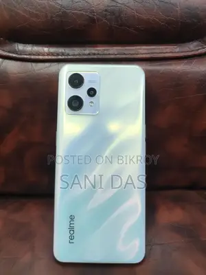 Realme 9 8+8 128 (Used)