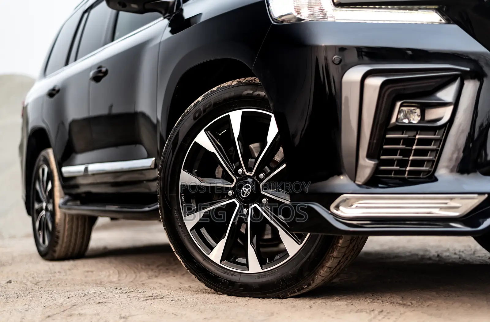 Toyota Land Cruiser Vx-V8 2015