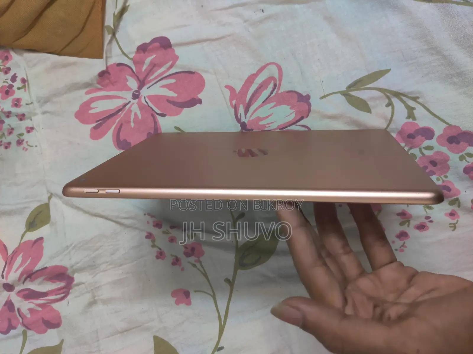 Apple iPad 9.7 128 GB Gray