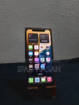 Apple iPhone XS . (Used)