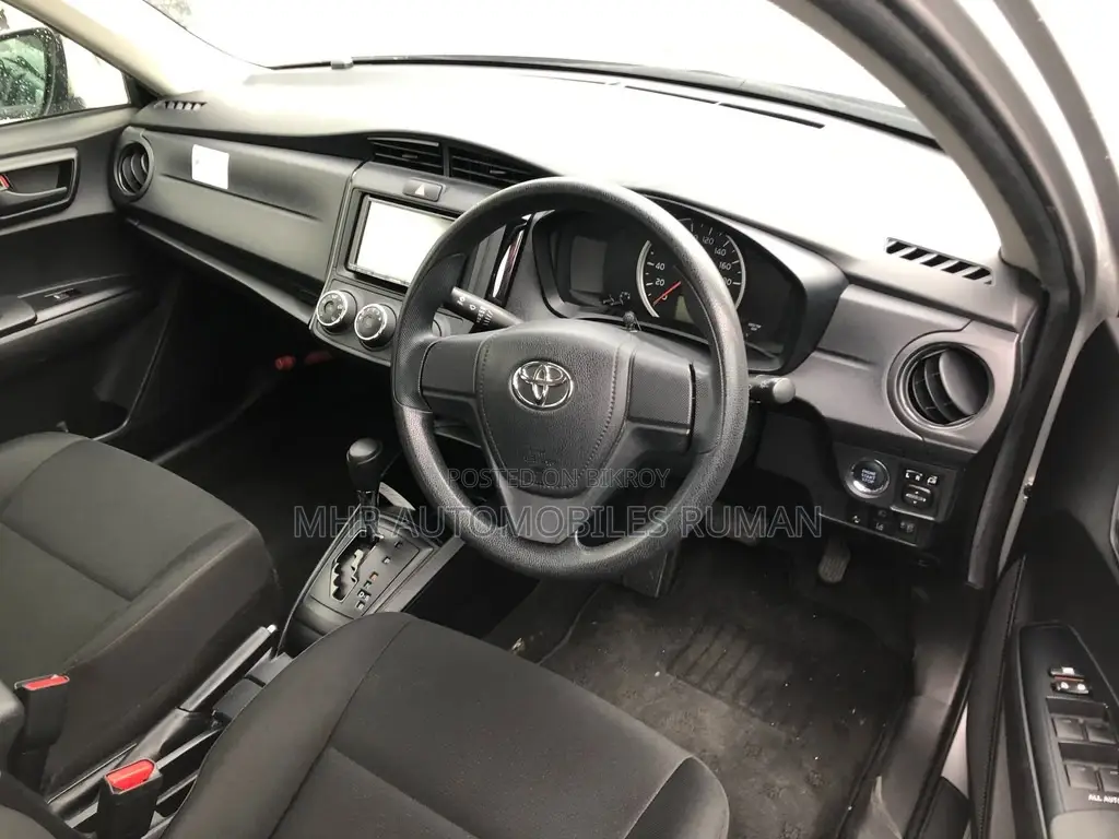 Toyota Axio EX PACKAGE 2020