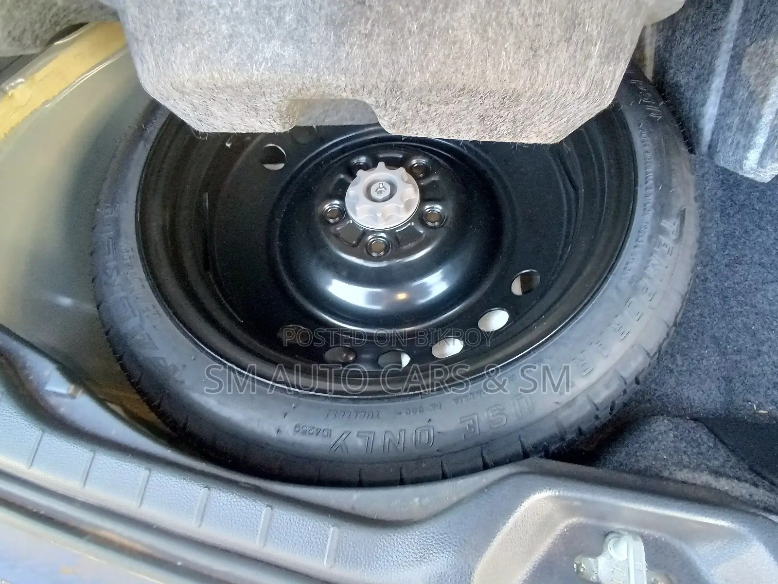 Toyota Voxy Hybrid SZ Blackish 2022