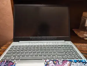 Lenovo Ideapad Slim 3