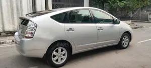 Toyota Prius G Ltd, 2011