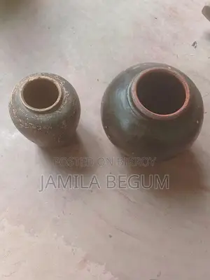 Elegant Vintage Clay Vase Set 2 Pieces