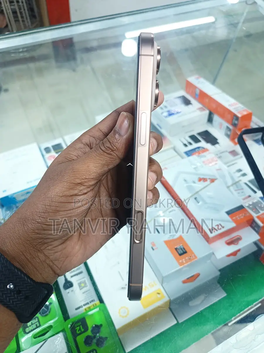 Apple iPhone 16 Pro Max (Used)