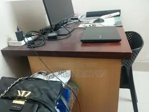 অফিস ডেস্ক