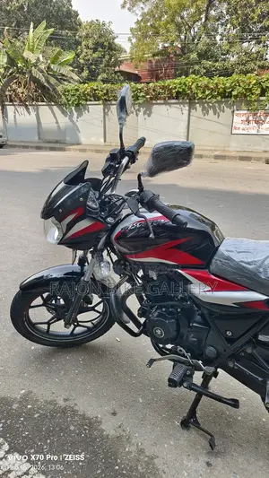 Bajaj Discover 125 CBS 3D 2023