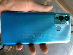Infinix Hot 12 Play ৪+৩/৬৪ (ব্যবহৃত)