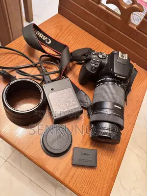 Canon EOS 200DD II with EFS 55 - 250MM image stabilizer Macro 0.85m
