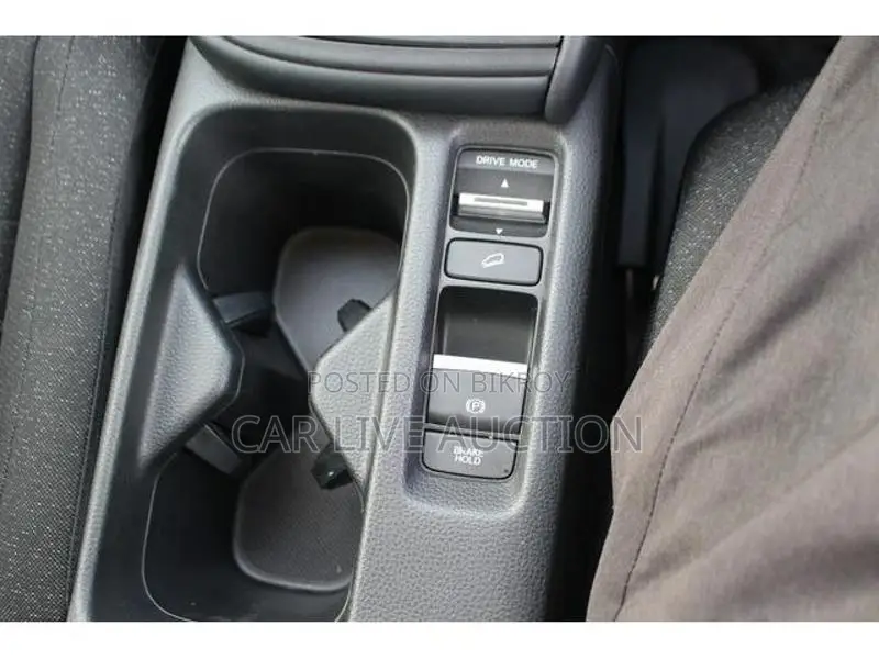 Honda Vezel Hybrid X 2021