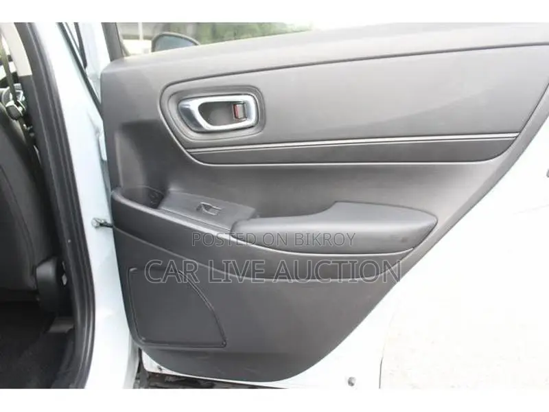 Honda Vezel Hybrid X 2021