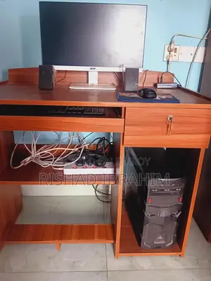 PC Full Setup with Table for Sale