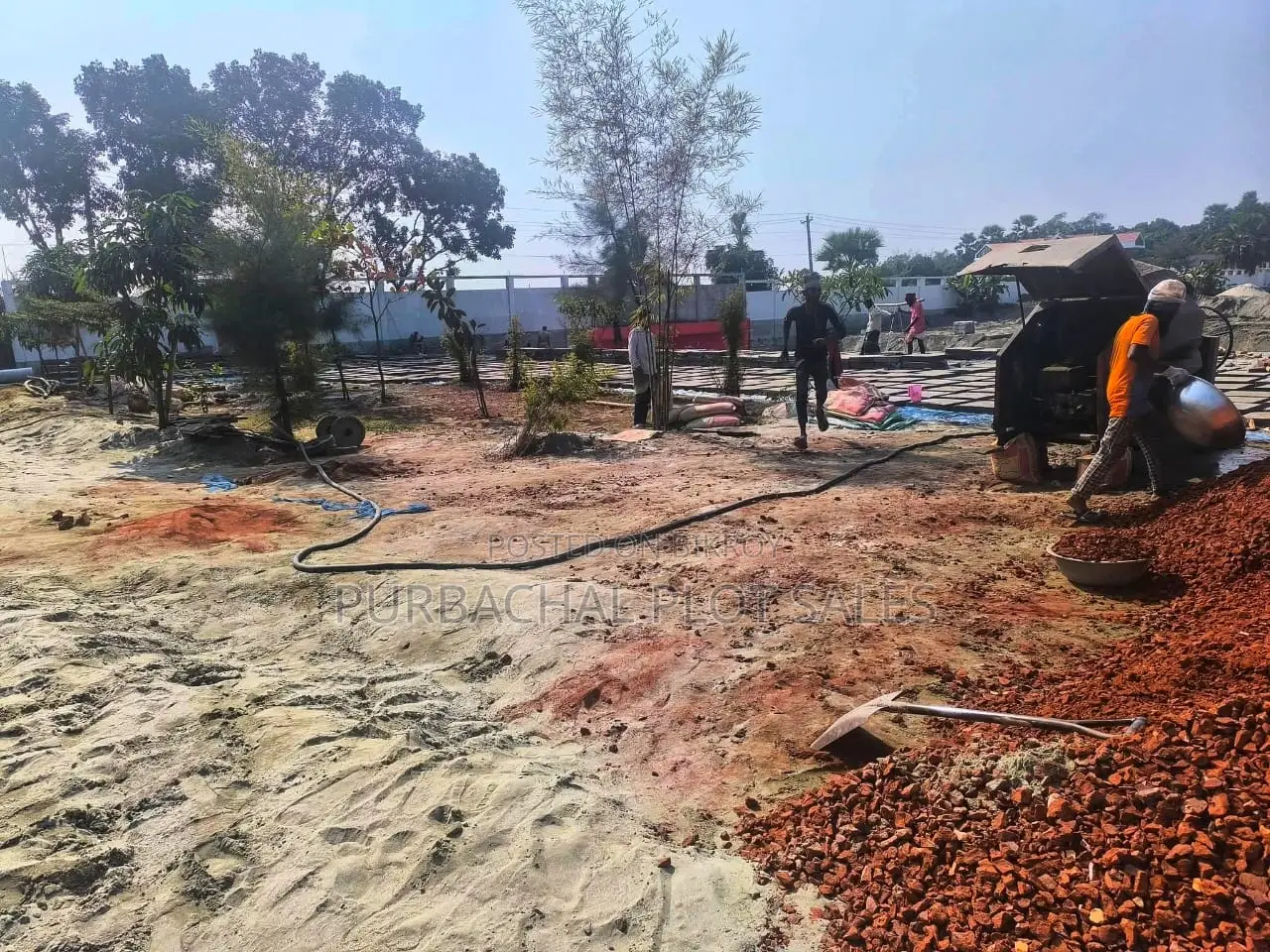 কষ্টের টাকায় শ্রেষ্ঠ বিনিয়োগ করুন পাইন সিটিতে।