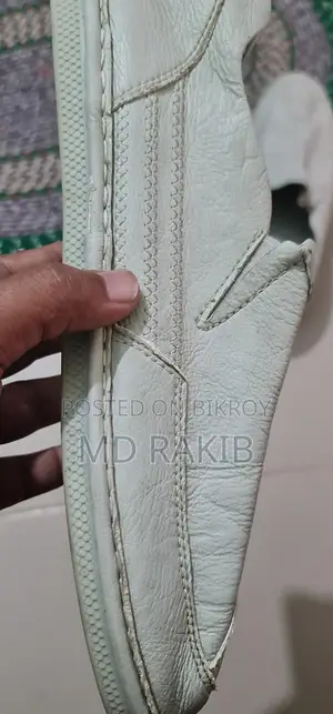 অরিজিনাল লেদারের লোফার