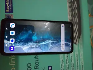 Honor Play 10 (Used)