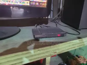 19" Monitor and TV Card