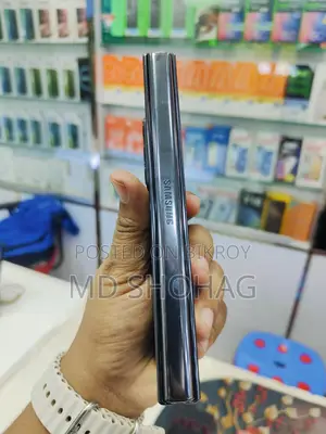 Samsung Galaxy Z Fold 4 (Used)