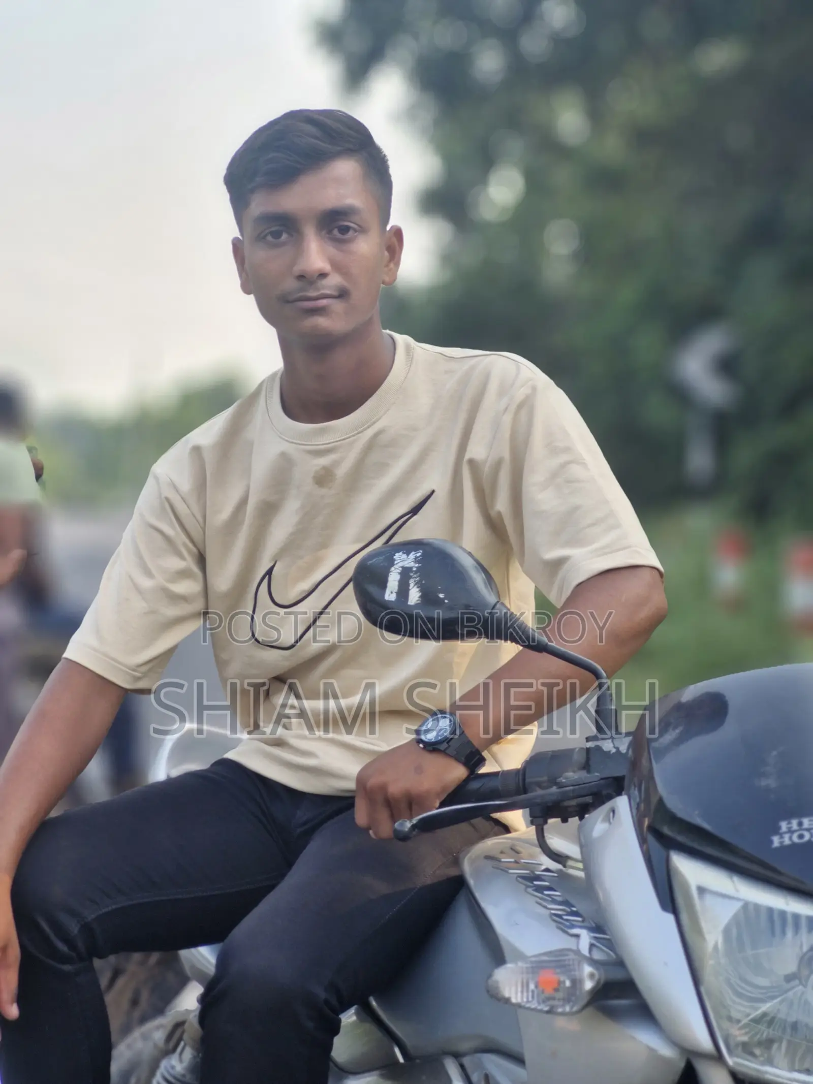 Realme 10 Pro (Used)