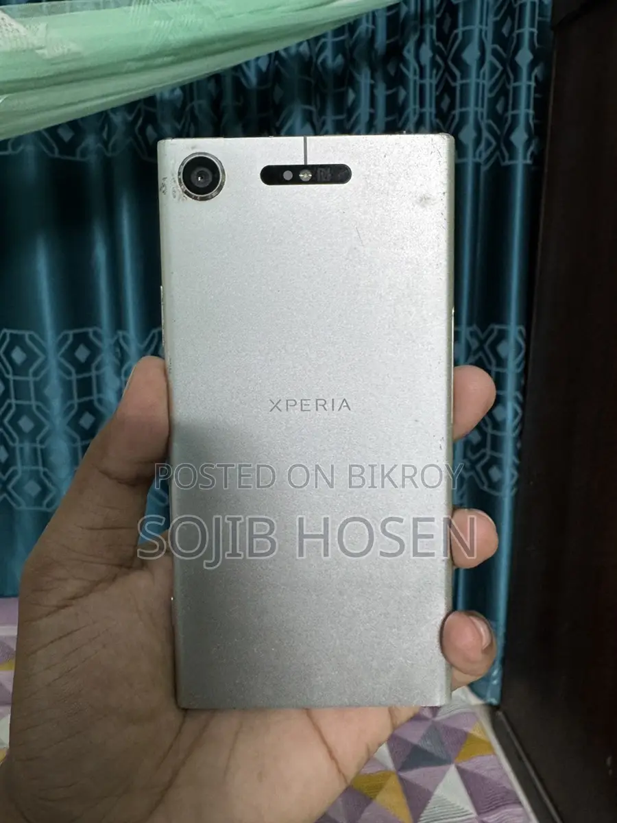 Sony Xperia XZ1 (Used)
