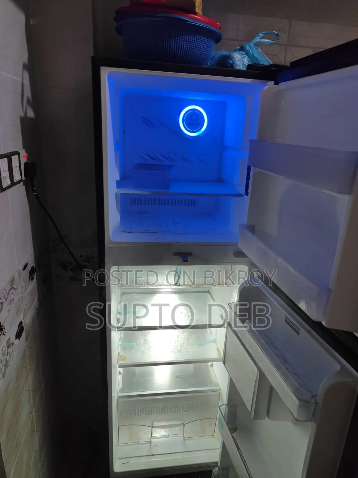 Fridge - Walton