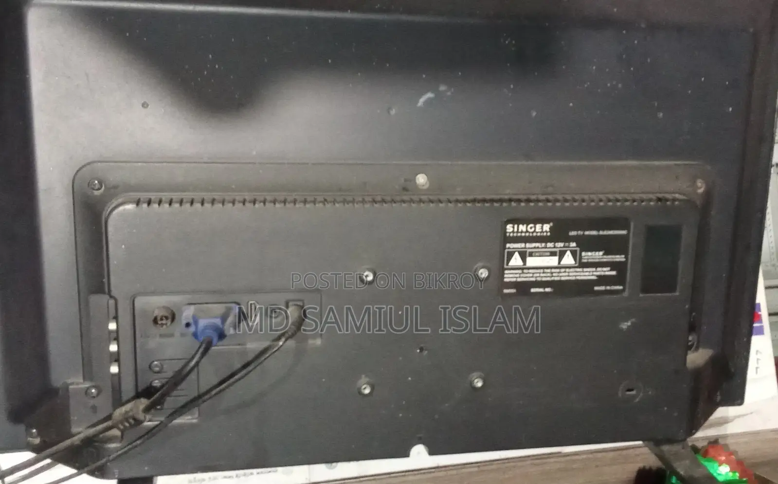 Singer LED TV