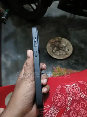 Samsung Galaxy S24 FE . (Used)
