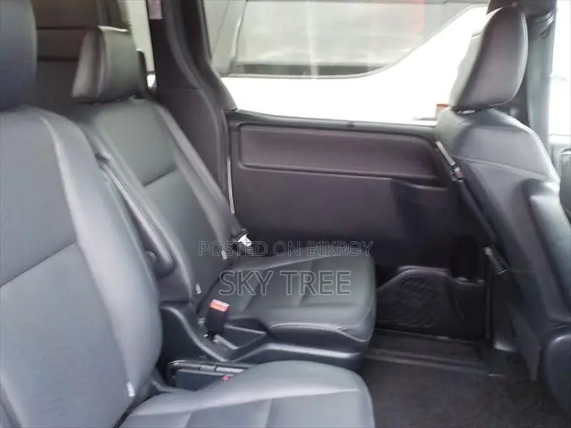 Toyota Esquire Gi Package 2020
