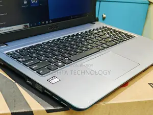 Asus AMD 7th Generation 4GB Ram 128GB SSD 15.6" HD Display Laptop.