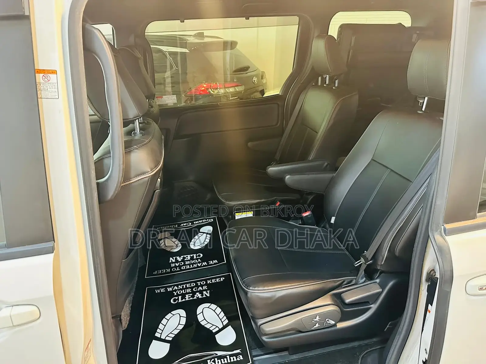 Toyota Noah G 2 Door Power 2021
