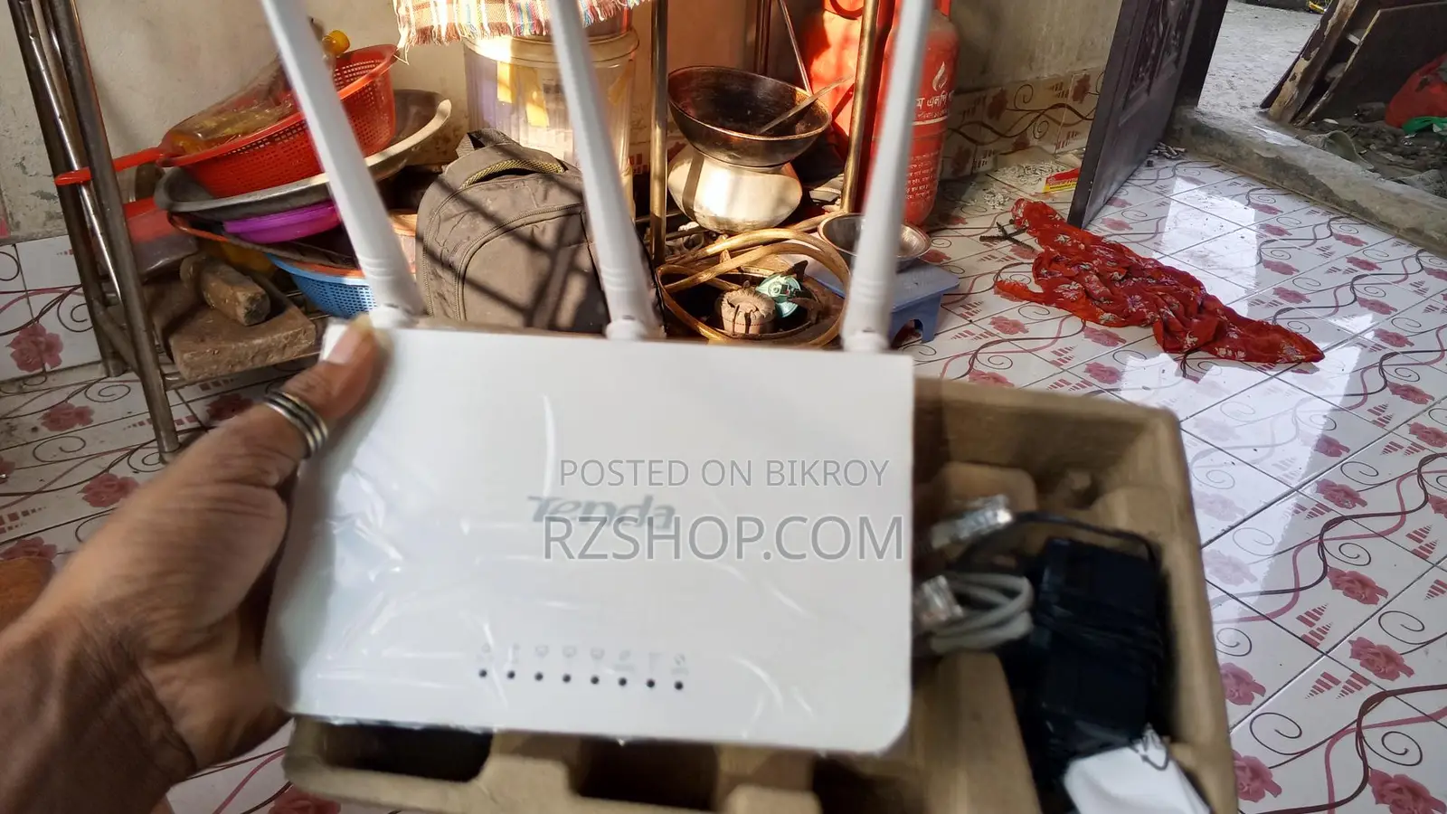 Tenda Router F-3 Model